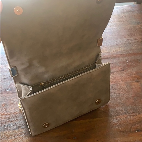 BCBG PARIS Cross Body Bag - Picture 5 of 8